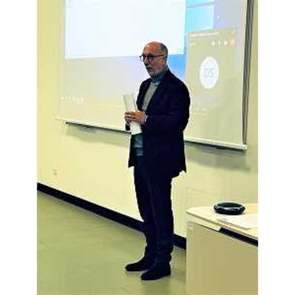 L'assessore regionale Riccardo Riccardi nel corso del suo intervento - L'assessore regionale Riccardo Riccardi nel corso del suo intervento