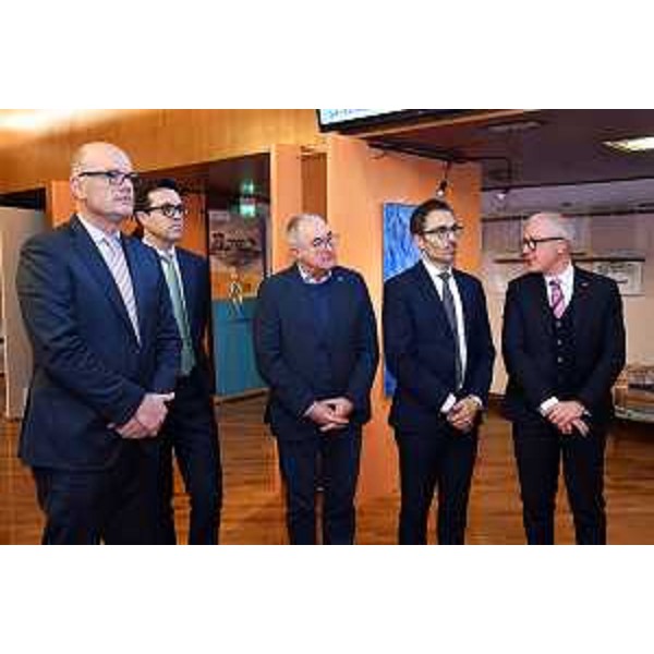 Alcuni dei consiglieri presenti all'inaugurazione della mostra dei presepi - Alcuni dei consiglieri presenti all'inaugurazione della mostra dei presepi