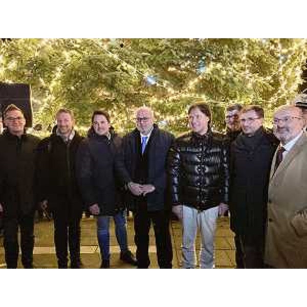 L'assessore Bini all'inaugurazione del Dicembre goriziano - L'assessore Bini all'inaugurazione del Dicembre goriziano