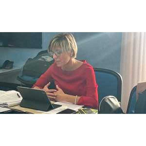 L'assessore regionale alle Finanze Barbara Zilli intervenuta al webinar promosso dal Centro Europe Direct Carnia - L'assessore regionale alle Finanze Barbara Zilli intervenuta al webinar promosso dal Centro Europe Direct Carnia 