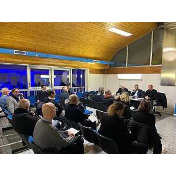 Una fase dell'incontro svoltosi oggi a Marano Lagunare - Una fase dell'incontro svoltosi oggi a Marano Lagunare