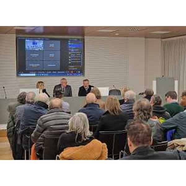 Un altro momento dell'incontro nel palazzo di via Sabbadini a Udine - Un altro momento dell'incontro nel palazzo di via Sabbadini a Udine