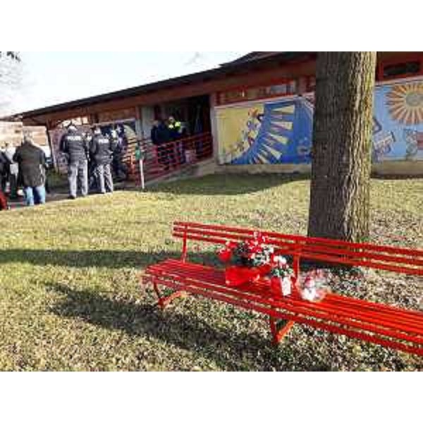 L'esterno dell'istituto di Prepotto intitolato a Elena Lo Duca. - L'esterno dell'istituto di Prepotto intitolato a Elena Lo Duca.