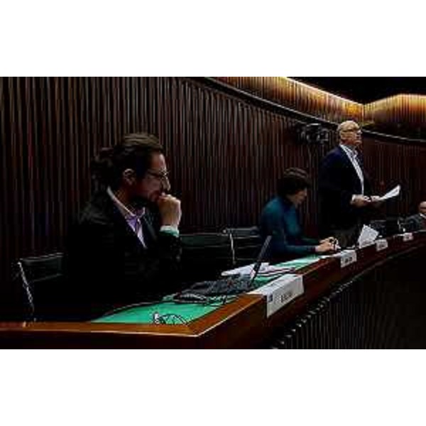 Enrico Bullian e Marco Putto con la collega Giulia Massolino (Patto-Civica Fvg) - Enrico Bullian e Marco Putto con la collega Giulia Massolino (Patto-Civica Fvg)