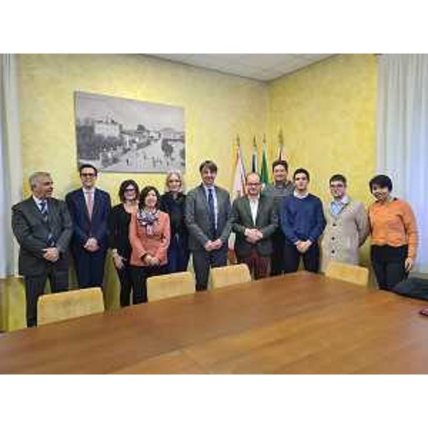 Il vicegovernatore Anzil (al centro) incontra l'Amministrazione comunale di Ronchi dei Legionari - Il vicegovernatore Anzil (al centro) incontra l'Amministrazione comunale di Ronchi dei Legionari