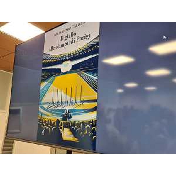 La copertina del libro di Alessandro Talotti, dal tiotlo "Il giallo alle olimpiadi di Parigi" - La copertina del libro di Alessandro Talotti, dal tiotlo "Il giallo alle olimpiadi di Parigi"