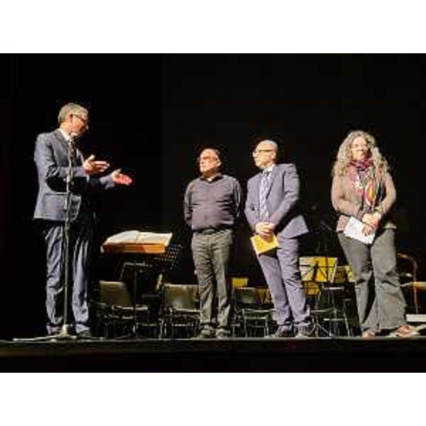 Lassessore regionale alle Autonomie locali e lingue minoritarie Pierpaolo Roberti in occasione della rappresentazione al Teatro Rossetti di Trieste delle opere "Brundíbar" e "Der Kaiser von Atlantis oder die Tod-Verweigerung" - Lassessore regionale alle Autonomie locali e lingue minoritarie Pierpaolo Roberti in occasione della rappresentazione al Teatro Rossetti di Trieste delle opere "Brundíbar" e "Der Kaiser von Atlantis oder die Tod-Verweigerung"