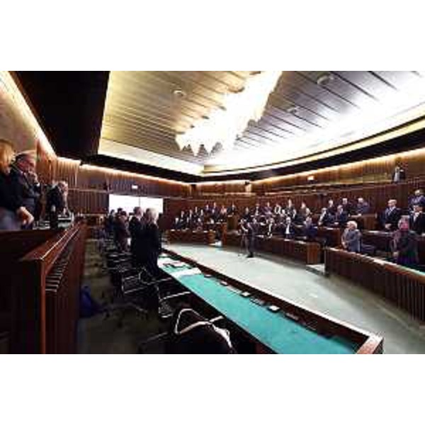 Il minuto di silenzio dell'Aula per il Giorno della Memoria - Il minuto di silenzio dell'Aula per il Giorno della Memoria