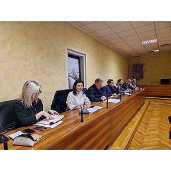 L'assessore regionale alla Difesa dell'ambiente, energia e sviluppo sostenibile Fabio Scoccimarro all'incontro sulla "Messa in sicurezza del fiume Tagliamento" con il vice ministro Vannia Gava e l'assessore regionale Cristina Amirante. - L'assessore regionale alla Difesa dell'ambiente, energia e sviluppo sostenibile Fabio Scoccimarro all'incontro sulla "Messa in sicurezza del fiume Tagliamento" con il vice ministro Vannia Gava e l'assessore regionale Cristina Amirante.