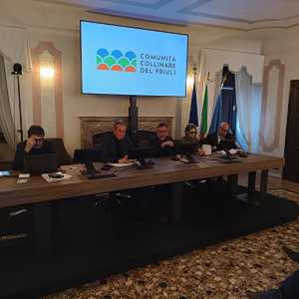 L'assessore regionale alla Difesa dell'ambiente Fabio Scoccimarro alla presentazione del Pgra a Colloredo di Monte Albano - L'assessore regionale alla Difesa dell'ambiente Fabio Scoccimarro alla presentazione del Pgra a Colloredo di Monte Albano