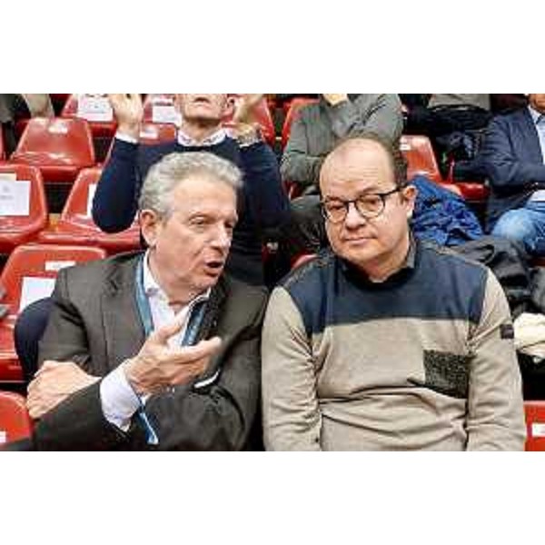 Il vicegovernatore Mario Anzil (a destra) con il presidente dalla Fipav Fvg Alessandro Michelli - Il vicegovernatore Mario Anzil (a destra) con il presidente dalla Fipav Fvg Alessandro Michelli