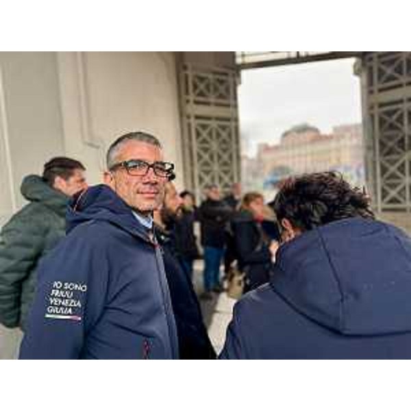 L'assessore Roberti all'inaugurazione della bretella di Porto Vecchio a Trieste - L'assessore Roberti all'inaugurazione della bretella di Porto Vecchio a Trieste