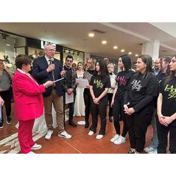 Il presidente del Cr Fvg, Mauro Bordin, con la presidente di Andos Udine, Mariangela Fantin - Il presidente del Cr Fvg, Mauro Bordin, con la presidente di Andos Udine, Mariangela Fantin