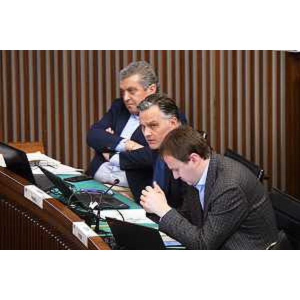 Da sinistra Francesco Martines, Massimo Mentil e Massimiliano Pozzo (Pd) - Da sinistra Francesco Martines, Massimo Mentil e Massimiliano Pozzo (Pd)