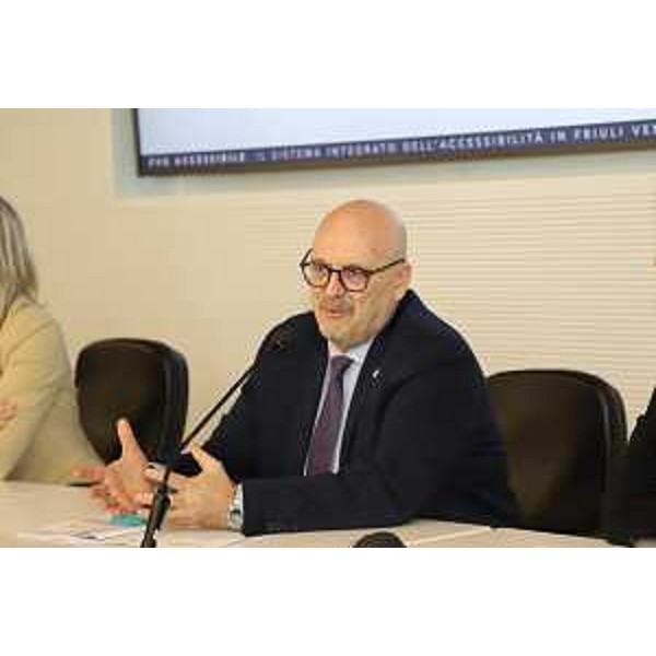 L'assessore Sebastiano Callari alla presentazione del Sistema integrato dellaccessibilità della Regione - L'assessore Sebastiano Callari alla presentazione del Sistema integrato dellaccessibilità della Regione