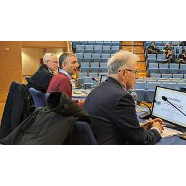 Il tavolo dei relatori all'infoday con l'assessore Roberti - Il tavolo dei relatori all'infoday con l'assessore Roberti