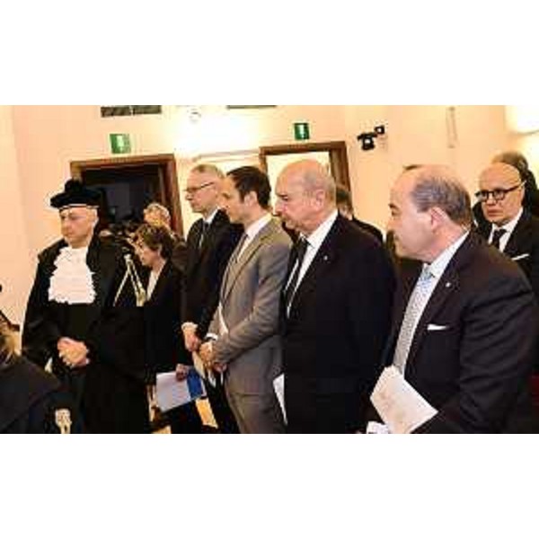 Un momento della cerimonia. - Un momento della cerimonia.