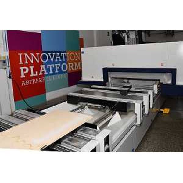 Il nuovo macchinario per la lavorazione del legno finanziato dalla Regione - Il nuovo macchinario per la lavorazione del legno finanziato dalla Regione