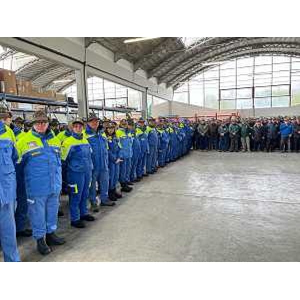 Un momento dell'inaugurazione della nuova sede della sezione Ana di Udine a Pasian di Prato che ospiterà anche la sede operativa del Nucleo di Protezione Civile della sezione. - Un momento dell'inaugurazione della nuova sede della sezione Ana di Udine a Pasian di Prato che ospiterà anche la sede operativa del Nucleo di Protezione Civile della sezione.