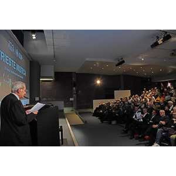 Luciano Violante all'auditorium del Revoltella - Luciano Violante all'auditorium del Revoltella