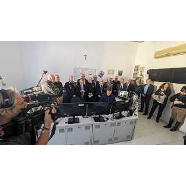 Un momento della presentazione della nuova control room del Comando di Polizia locale di Udine - Un momento della presentazione della nuova control room del Comando di Polizia locale di Udine 