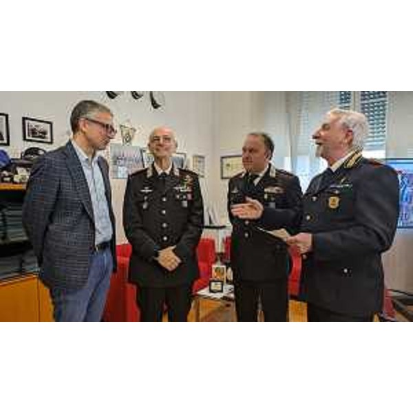 L'assessore Pierpaolo Roberti con i comandanti dei carabinieri Fvg, Atzeni, e provinciale di Udine, Ianniello, e il comandante della polizia locale di Udine, Del Longo - L'assessore Pierpaolo Roberti con i comandanti dei carabinieri Fvg, Atzeni, e provinciale di Udine, Ianniello, e il comandante della polizia locale di Udine, Del Longo