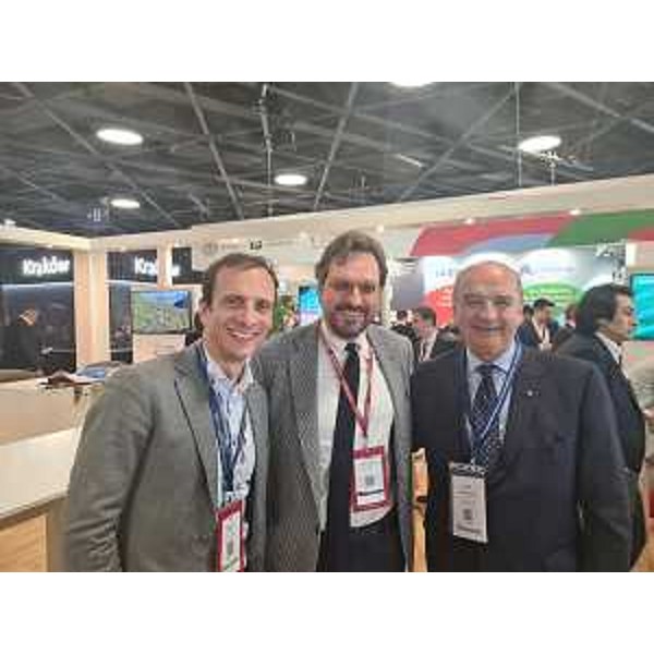 Il governatore Massimiliano Fedriga con l'assessore regionale allo Sviluppo economico della Lombardia Guido Guidesi e il sindaco di Trieste Roberto Dipiazza - Il governatore Massimiliano Fedriga con l'assessore regionale allo Sviluppo economico della Lombardia Guido Guidesi e il sindaco di Trieste Roberto Dipiazza 