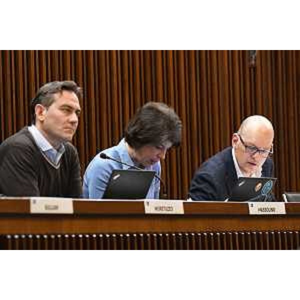 I consiglieri del Patto per l'Autonomia-Civica Fvg Massimo Moretuzzo, Giulia Massolino e Marco Putto - I consiglieri del Patto per l'Autonomia-Civica Fvg Massimo Moretuzzo, Giulia Massolino e Marco Putto