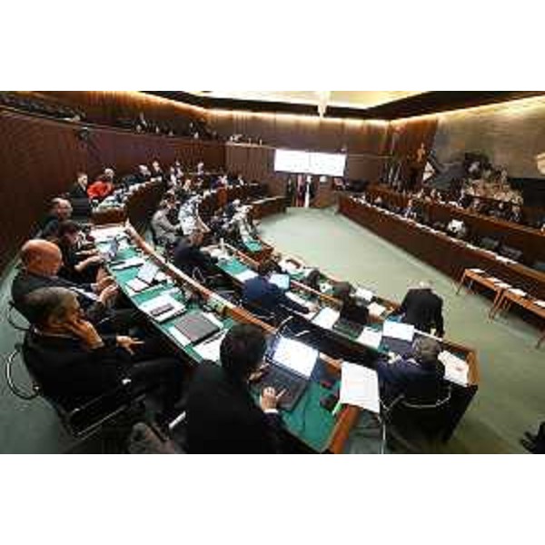 L'Aula durante l'esame del ddl Elezioni - L'Aula durante l'esame del ddl Elezioni