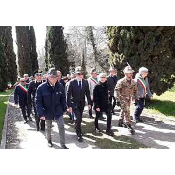 Fasi della cerimonia di Muris di Ragogna con l'assessore regionale Barbara Zilli - Fasi della cerimonia di Muris di Ragogna con l'assessore regionale Barbara Zilli