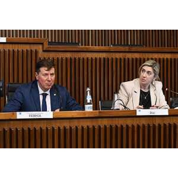 Alberto Budai (Lega), presidente della IV Commissione, e l'assessore Cristina Amirante - Alberto Budai (Lega), presidente della IV Commissione, e l'assessore Cristina Amirante