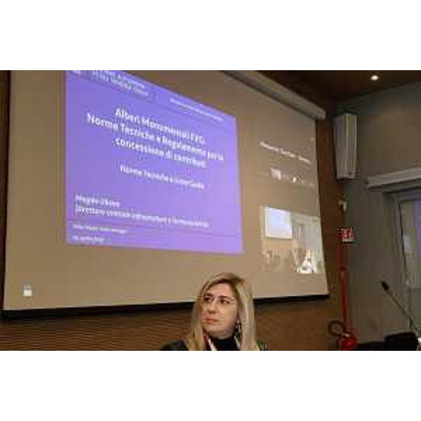 L'assessore Amirante a Villa Manin per l'incontro "Alberi monumentali Fvg: norme tecniche e regolamento per la concessione di contributi". - L'assessore Amirante a Villa Manin per l'incontro "Alberi monumentali Fvg: norme tecniche e regolamento per la concessione di contributi".