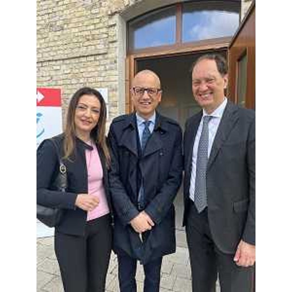 La consigliera regionale della Lega, Maddalena Spagnolo, con il sindaco di Latisana, Lanfranco Sette, e il ministro Luca Ciriani - La consigliera regionale della Lega, Maddalena Spagnolo, con il sindaco di Latisana, Lanfranco Sette, e il ministro Luca Ciriani