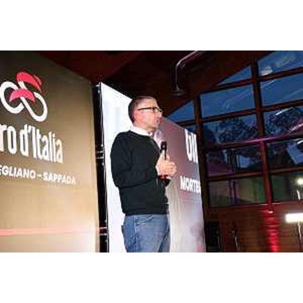 L'assessore Roberti a Forni Avoltri durante la presentazione della tappa del Giro d'Italia 2024 Mortegliano-Sappada - L'assessore Roberti a Forni Avoltri durante la presentazione della tappa del Giro d'Italia 2024 Mortegliano-Sappada