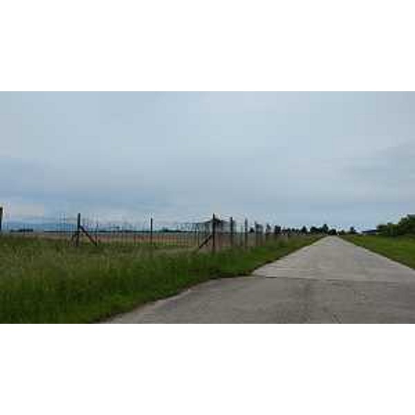 L'ex pista carri tra San Quirino e Roveredo in Piano - L'ex pista carri tra San Quirino e Roveredo in Piano