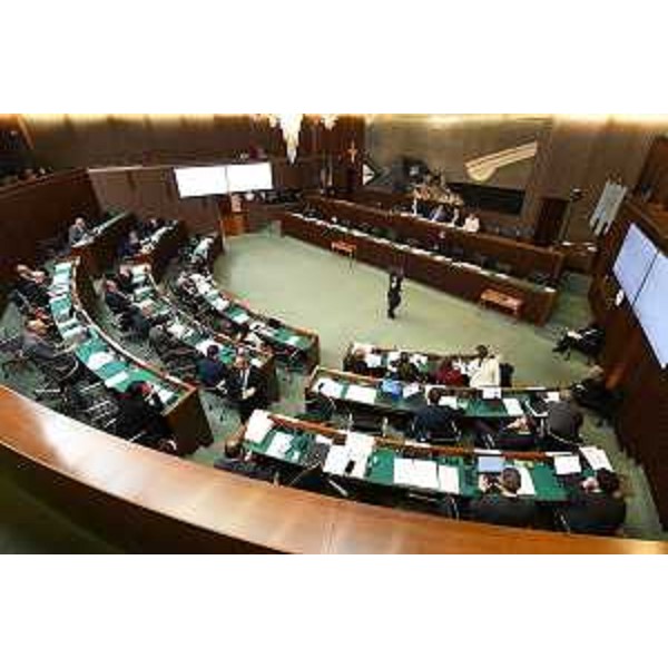 Un momento della seduta pomeridiana del Consiglio regionale - Un momento della seduta pomeridiana del Consiglio regionale