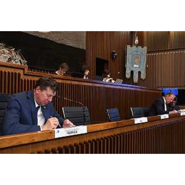 Il presidente della IV commissionie, Alberto Budai, (Lega) e l'assessore Fvg a Difesa ambiente ed Energia, Fabio Scoccimarro - Il presidente della IV commissionie, Alberto Budai, (Lega) e l'assessore Fvg a Difesa ambiente ed Energia, Fabio Scoccimarro