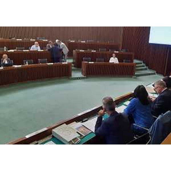 I lavori della V Commisisone consiliare, presieduta da Diego Bernardis (Fp) - I lavori della V Commisisone consiliare, presieduta da Diego Bernardis (Fp)