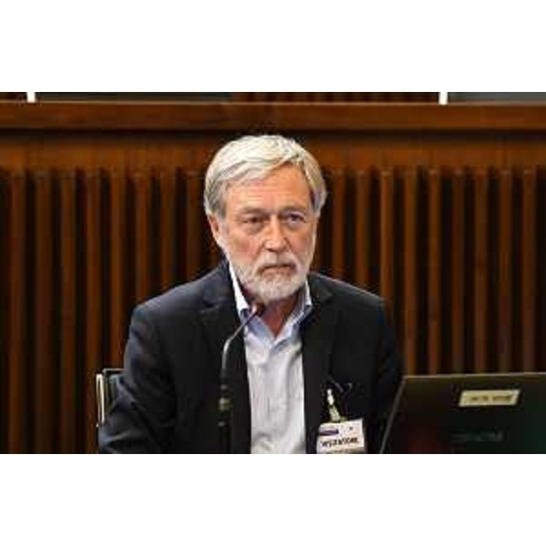 Sergio Persoglia, esperto di geofisica - Sergio Persoglia, esperto di geofisica