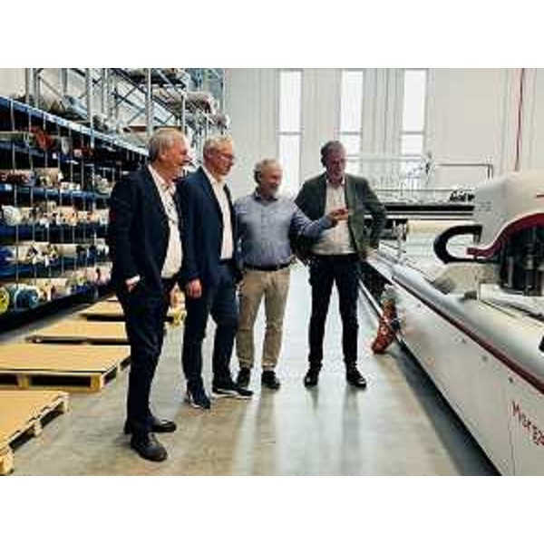 Ancora un dettaglio della visita a Linea Fabbrica di Manzano - Ancora un dettaglio della visita a Linea Fabbrica di Manzano