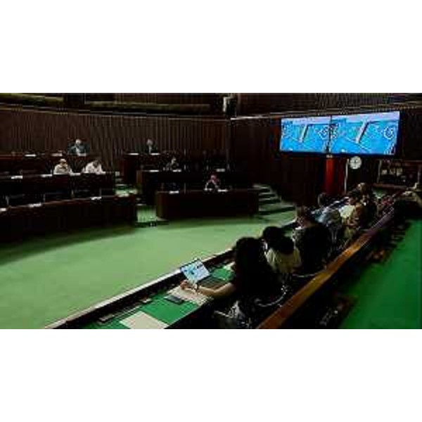 I consiglieri regionali del Centrodestra in V Commissione consiliare - I consiglieri regionali del Centrodestra in V Commissione consiliare