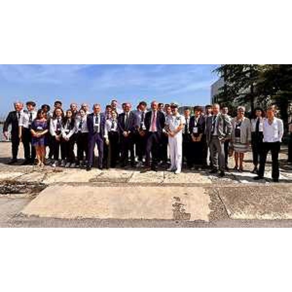 La visita del ministro del ministro dellIstruzione e del Merito, Giuseppe Valditara, e delle delegazioni partecipanti al G7 Istruzione allIts Accademia nautica dellAdriatico, svoltasi questa mattina. - La visita del ministro del ministro dellIstruzione e del Merito, Giuseppe Valditara, e delle delegazioni partecipanti al G7 Istruzione allIts Accademia nautica dellAdriatico, svoltasi questa mattina.