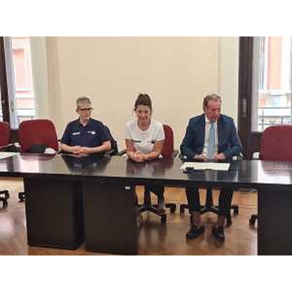 L'assessore Scoccimarro alla presentazione del nuovo sistema di Arpa Fvg per la previsione di temporali a brevissimo termine - L'assessore Scoccimarro alla presentazione del nuovo sistema di Arpa Fvg per la previsione di temporali a brevissimo termine