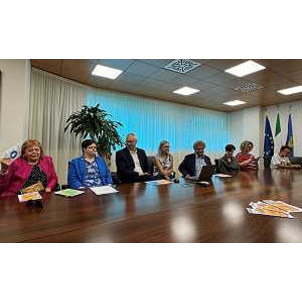 Ancora il presidente Bordin alla conferenza stampa di Udine per la persentazione dello sportello Anffas - Ancora il presidente Bordin alla conferenza stampa di Udine per la persentazione dello sportello Anffas