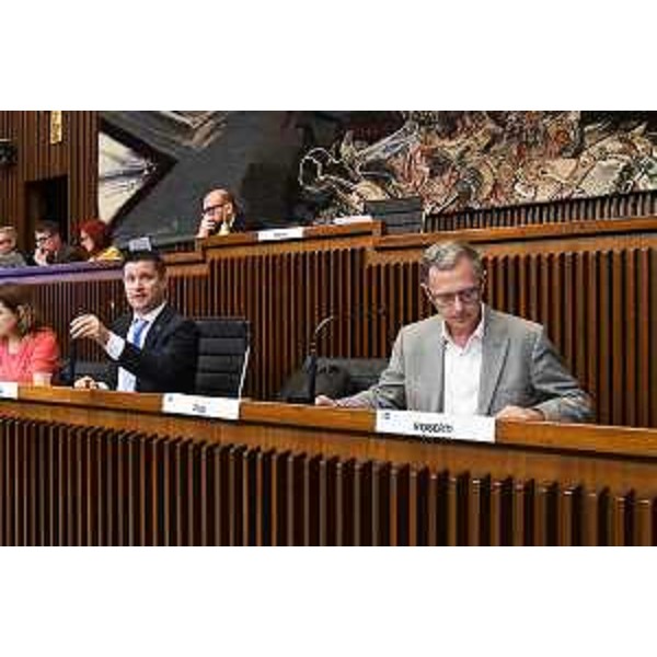 Markus Maurmair (FdI) e l'assessore Stefano Zannier - Markus Maurmair (FdI) e l'assessore Stefano Zannier