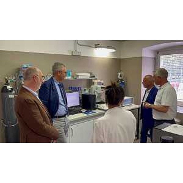 La presentazione del nuovo "laser ablation" e dellanalizzatore di metilmercurio installati nel laboratorio Treelab di Trieste, alla presenza dell'assessore alla Salute Riccardo Riccardi. - La presentazione del nuovo "laser ablation" e dellanalizzatore di metilmercurio installati nel laboratorio Treelab di Trieste, alla presenza dell'assessore alla Salute Riccardo Riccardi.