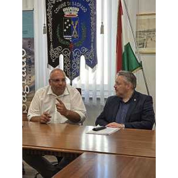 Il sindaco Marco Vittori e il persidente Diego Bernardis (Fp) - Il sindaco Marco Vittori e il persidente Diego Bernardis (Fp)