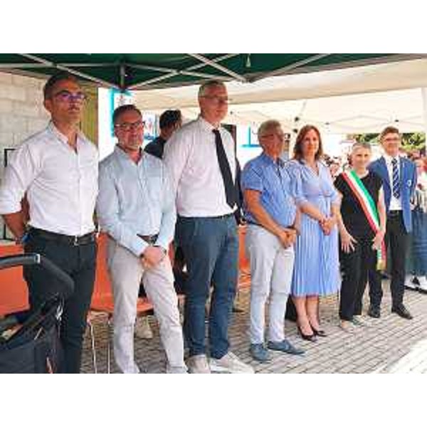 Uno scatto durante la cerimonia per i cent'anni di attività della Filarmonica Madonna di Buja - Uno scatto durante la cerimonia per i cent'anni di attività della Filarmonica Madonna di Buja