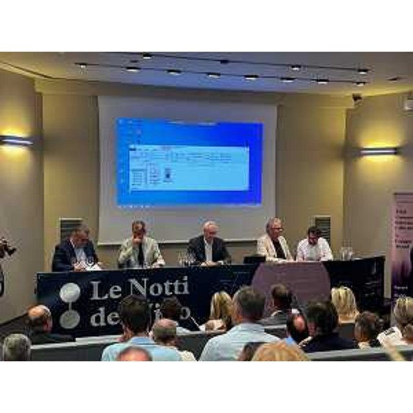 Uno scatto durante la presentazione in sala Tessitori a Trieste del nuovo format del programma denominato Le Città del Vino che vedrà anche la prima edizione delle Notti del Vino - Uno scatto durante la presentazione in sala Tessitori a Trieste del nuovo format del programma denominato Le Città del Vino che vedrà anche la prima edizione delle Notti del Vino