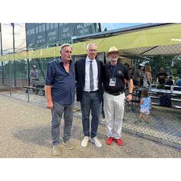 Un'altra immagine della cerimonia inaugurale, con al centro il presidente Bordin - Un'altra immagine della cerimonia inaugurale, con al centro il presidente Bordin